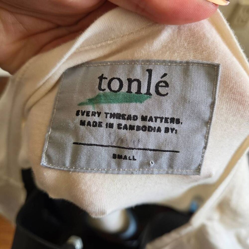 Tonle Sustainable Ombre Top View 6